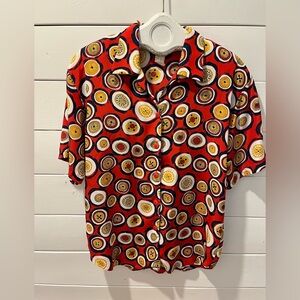 ❤️ ELITE – Red Printed Button-Up Blouse – Size 10